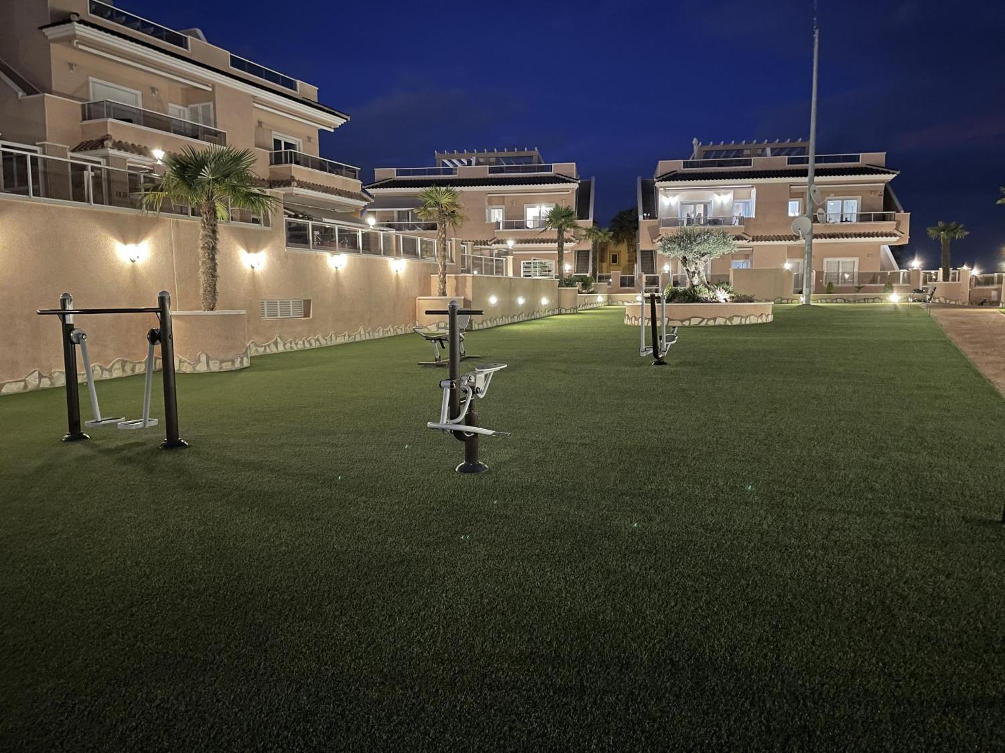 Penthouse Punta Prima Indoor&outdoor pool Appartement Torrevieja Buitenkant foto