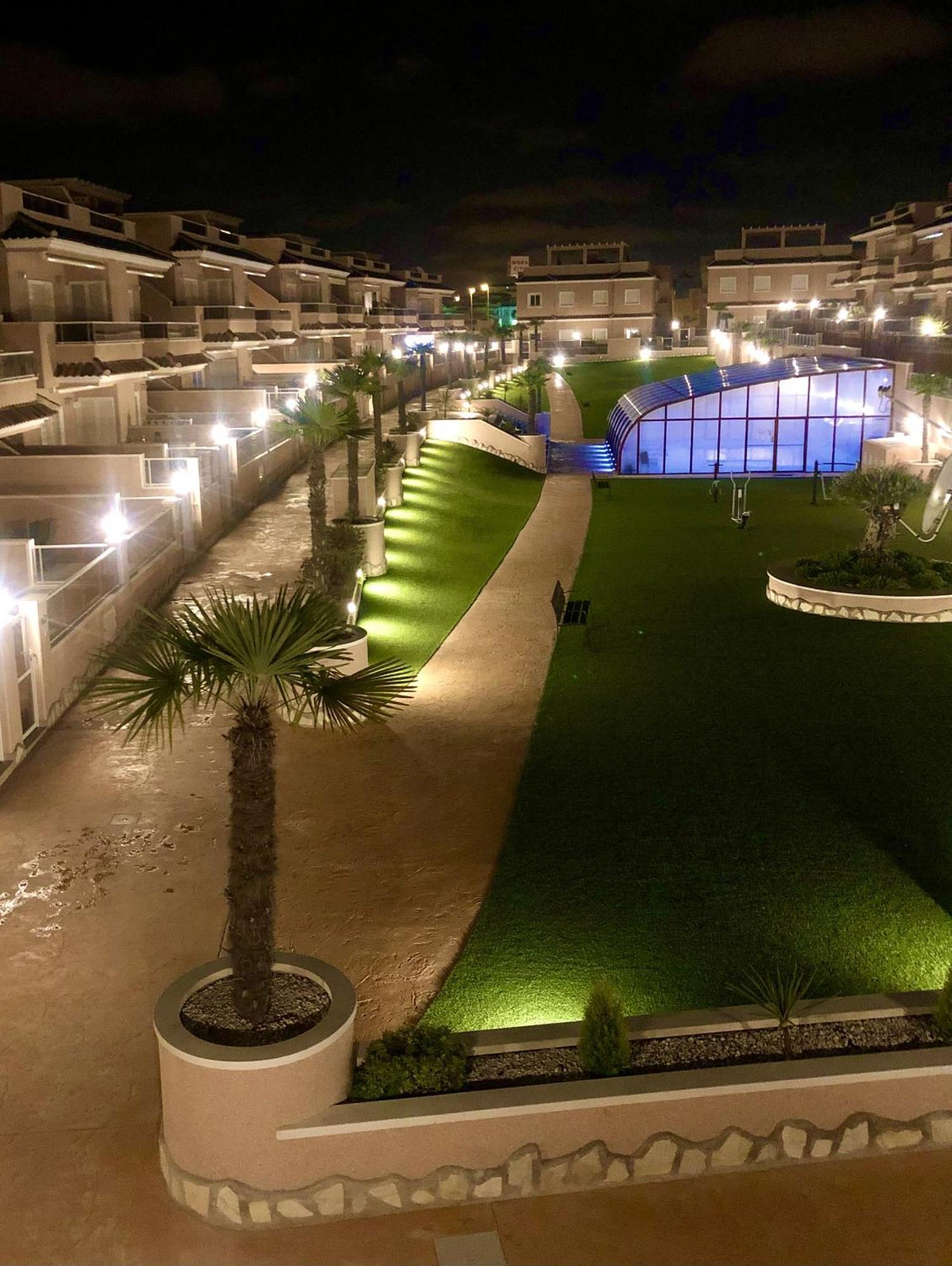 Penthouse Punta Prima Indoor&outdoor pool Appartement Torrevieja Buitenkant foto