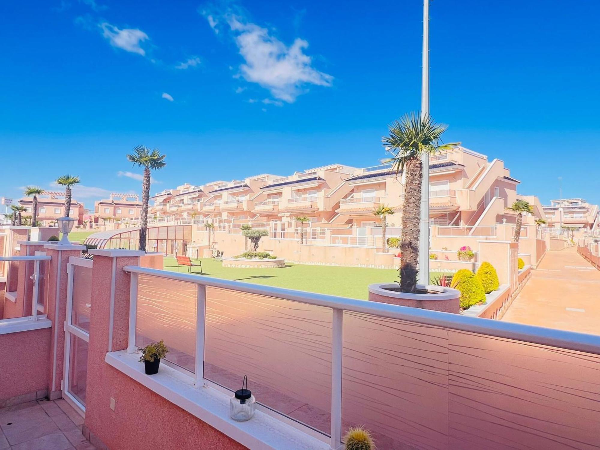 Penthouse Punta Prima Indoor&outdoor pool Appartement Torrevieja Buitenkant foto
