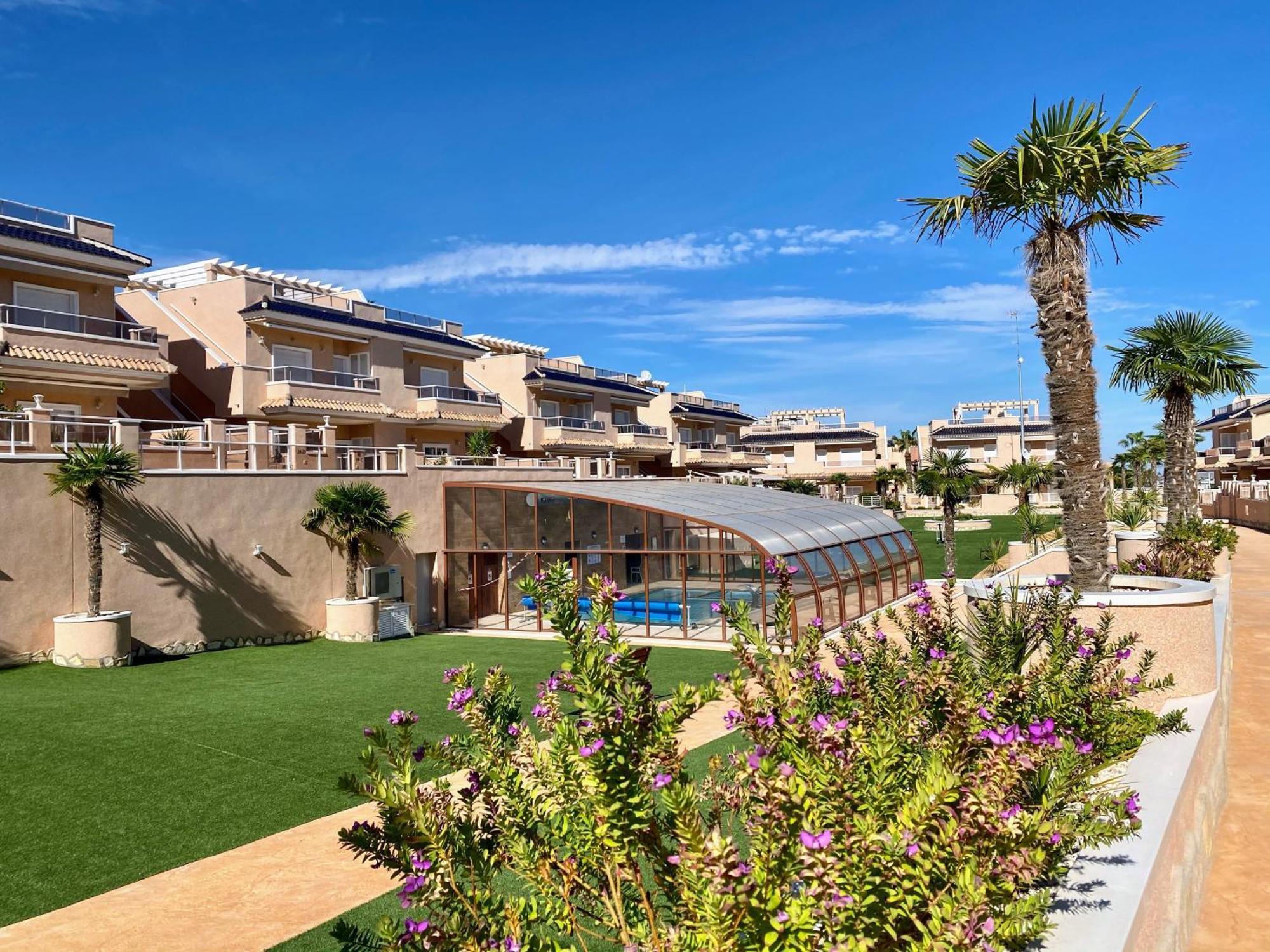 Penthouse Punta Prima Indoor&outdoor pool Appartement Torrevieja Buitenkant foto