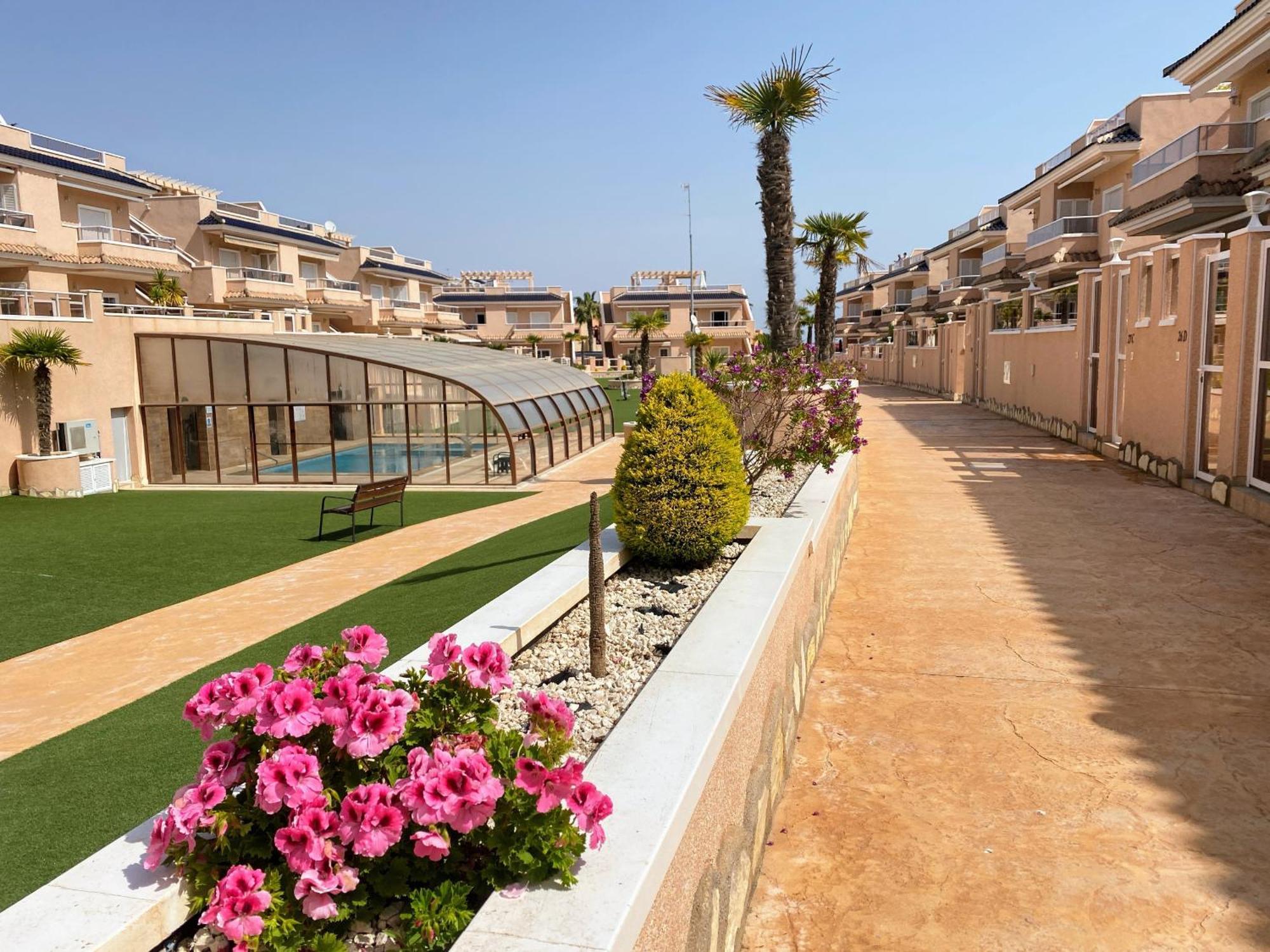 Penthouse Punta Prima Indoor&outdoor pool Appartement Torrevieja Buitenkant foto